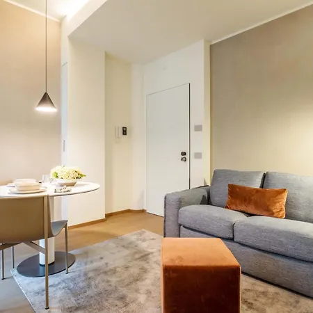 Exclusive Retreat Few Steps From Duomo - Apt 5 Apartment Milan