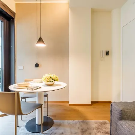 Apartment Exclusive Retreat Few Steps From Duomo - Apt 5 Milan